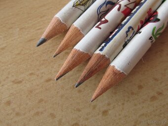 TUHY DO VERSATILEK - 8