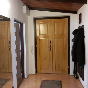 Společný prodej dvou bytových jednotek - 105 m2 - 8