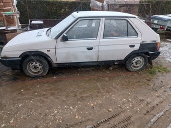 Škoda favorit - 8
