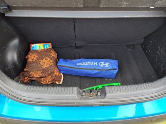 Prodám Hyundai i10 1.2 benzín 2008 - 8