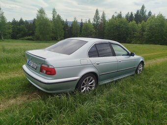 BMW e39 523i - 8