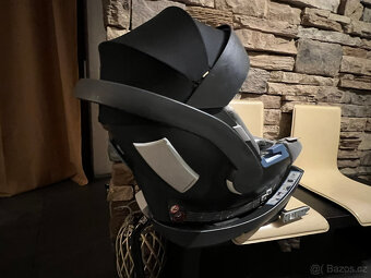 Autosedačka Cybex Aton 5 + ISOfix zákaldna - 8
