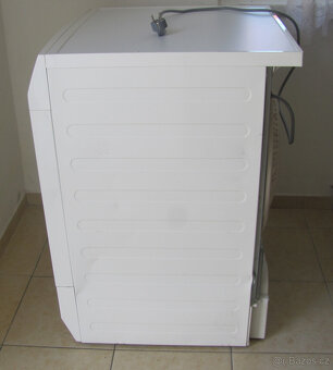 KONDENZAČNÍ SUŠIČKA PRÁDLA AEG - 7KG - 8