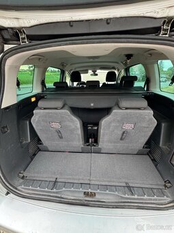 PEUGEOT 5008 1.6HDi 7 MÍST AUTOMAT, na splátky bez registru - 8