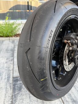 Yamaha YZF R1 RN65 - NAJETO POUZE 2 600 km - 8