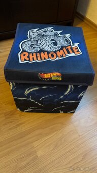 Hot Wheels 138x + box - 8
