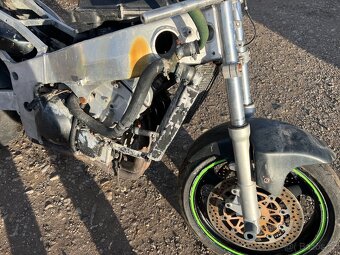 Kawasaki Zx6r Ninja na díly - 8