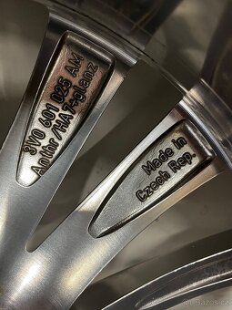 Superb R19 zimní sada Leštěné Trinity - 8