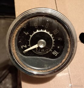 Dynamo 6V, zpětné zrcátko, zásuvka taž. zařízení, - 8