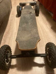 Elektricky skateboard - 8