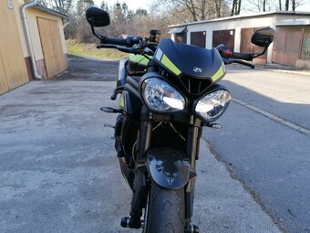 TRIUMPH Speed Triple RS 1050 - 8