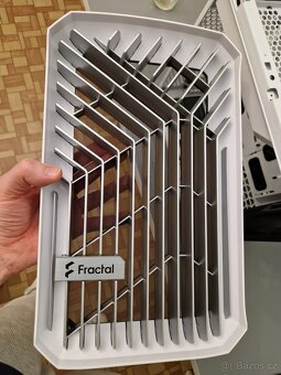 Mini itx skříň Fractal Design Torrent Nano - 8