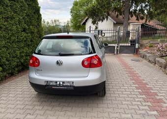 Volkswagen Golf 1,4i klima , Dobrý stav benzín - 8