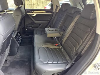 Volkswagen Touareg 3,0 TDi 210kW 4M Eleg.Vent.sed. ČR 1.maj - 8
