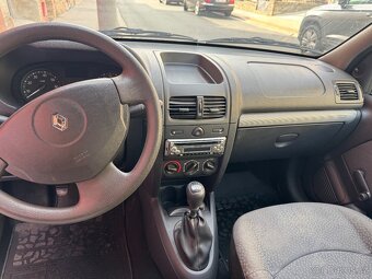 Renault Clio 1,2 - 8