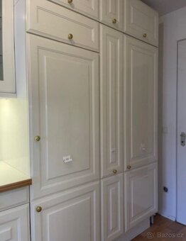 Bílá venkovská kuchyňská linka se spotřebiči,5726 - 8