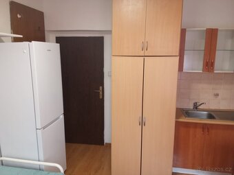 Garsonka nová vybavena - 8