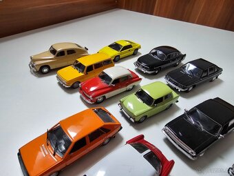 Modely autíček 1:43 z východního bloku,Ameriky, Evropy - 8