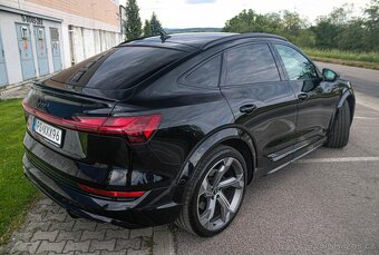 Audi E-tron S quattro - 8
