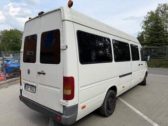 VOLKSWAGEN LT 35, 9 míst - 8