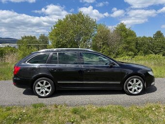 ŠKODA SUPERB II 2.0 TDI COMBI/DSG/125 kW/ZÁRUKA/JARNÍ SLEVA - 8