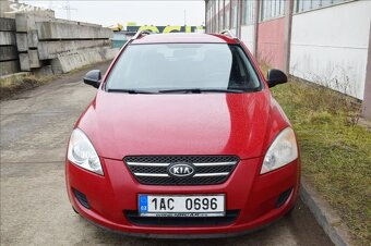 Kia Cee´d 1.6 i COMFORT/1 MAJ./PŮVOD ČR/ - 8