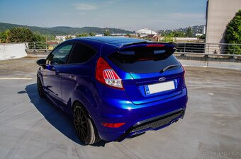 Ford Fiesta ST - 8