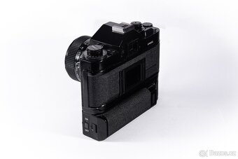 Canon A-1 a Canon FD 50mm f/1.4 Power Winder - 8