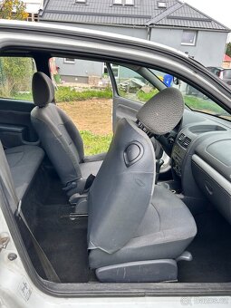 Renault Clio - 8