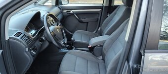 Volkswagen Touran – spolehlivý rodinný vůz - 8