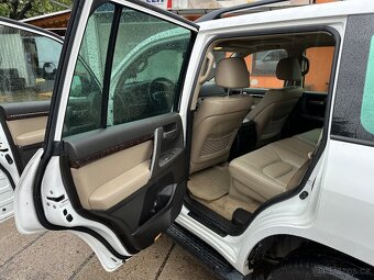 Toyota land cruiser v8 Lc 200 - 8