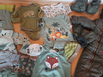Khaki a béžové oblečky pro miminko - 8