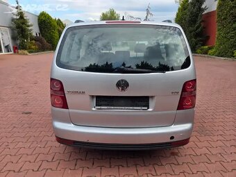 Touran 1.9TDI 77kW bez koroze,serviska,tempomat,digi.klima - 8