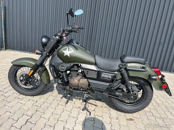 2020 UM RENEGATE COMMANDO 125 ccm naj 6000 km - 8
