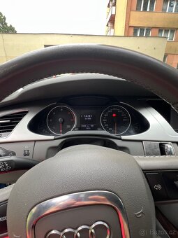 Audi A4 B8 - 8