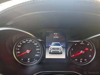 Mercedes Benz GLC - 8