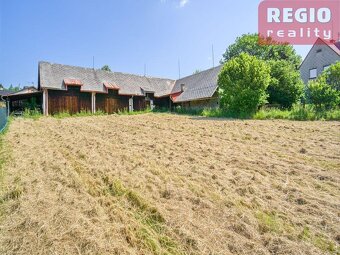 Prodej stavebního pozemku 2288m2 se zastavěnou plochou 361m2 - 8