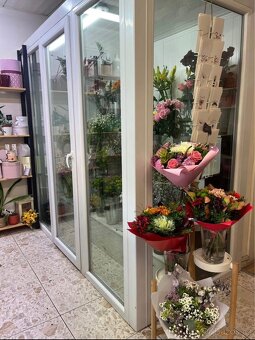 Přenechání květinářství - 8