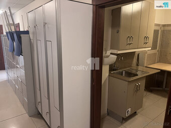 Pronájem obchodního prostoru 147m2 - 8