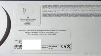Apple Watch SE 2020 - stříbrná barva velikost 44mm - 8