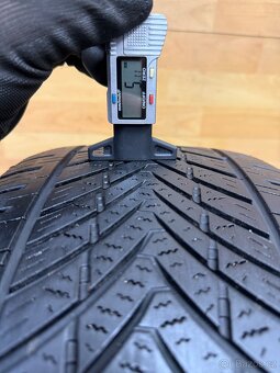 Celoroční pneu 225/45/17 - 8