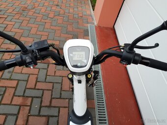 E-Babeta - elektrický moped bez nutnosti mít ŘP - 8