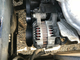 Peugeot 307 1,6i 2003 - díly - 8