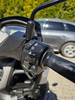 Yamaha nmax 125 2023 - 8