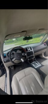 Chrysler 300C Touring 3.0 CRD – výkonné a prostorné kombi - 8