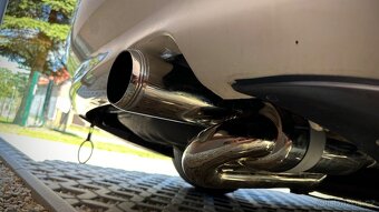 Mazda 626 2.5 V6 Turbo - 8