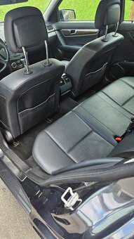 Mercedes Benz W204 C300 V6 - 8