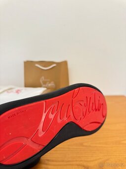 CHRISTIAN LOUBOUTIN - 8