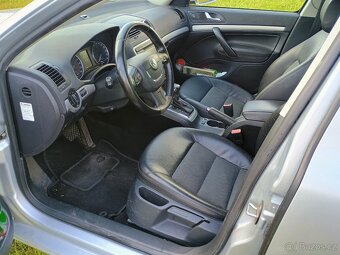 Škoda Octavia II Combi 2.0 TDI DSG - 8
