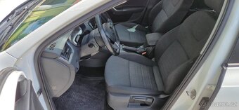 Škoda Octavia 3, 1,9 TDI - 110kW - STYLE - 8